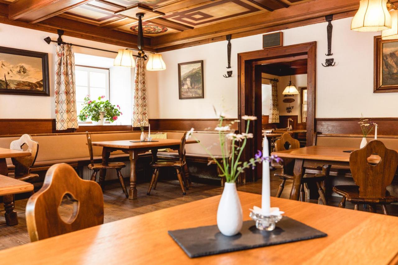 Matreier Tauernhaus Hotel Matrei in Osttirol Luaran gambar