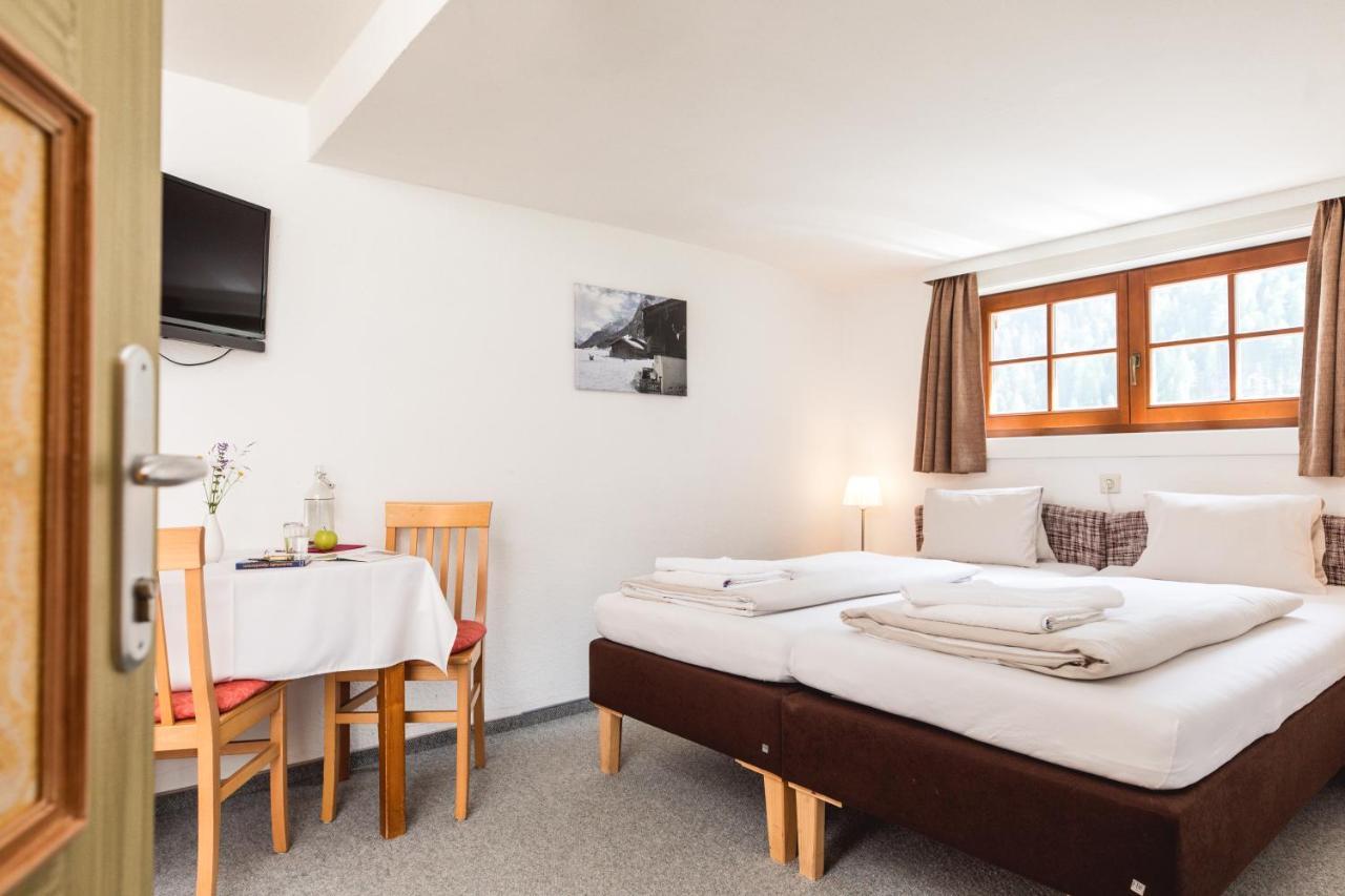 Matreier Tauernhaus Hotel Matrei in Osttirol Luaran gambar