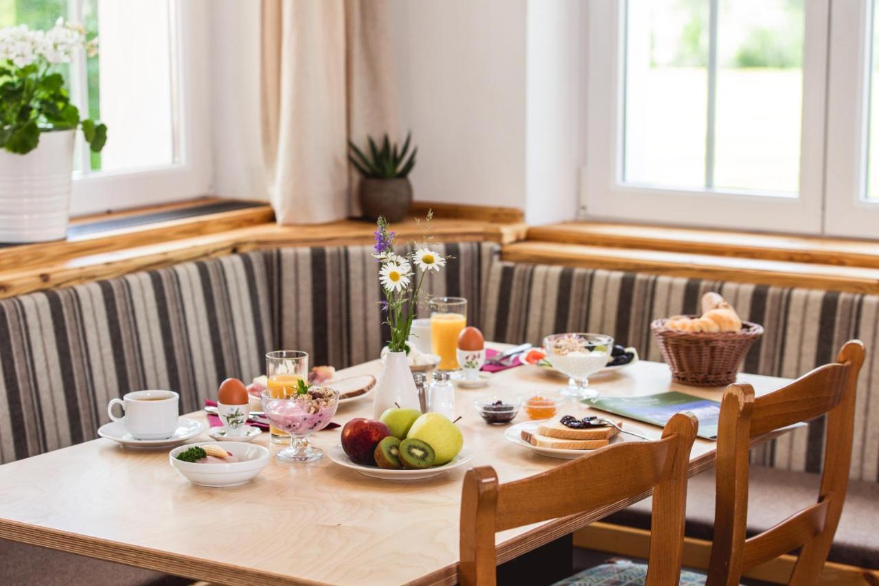 Matreier Tauernhaus Hotel Matrei in Osttirol Luaran gambar