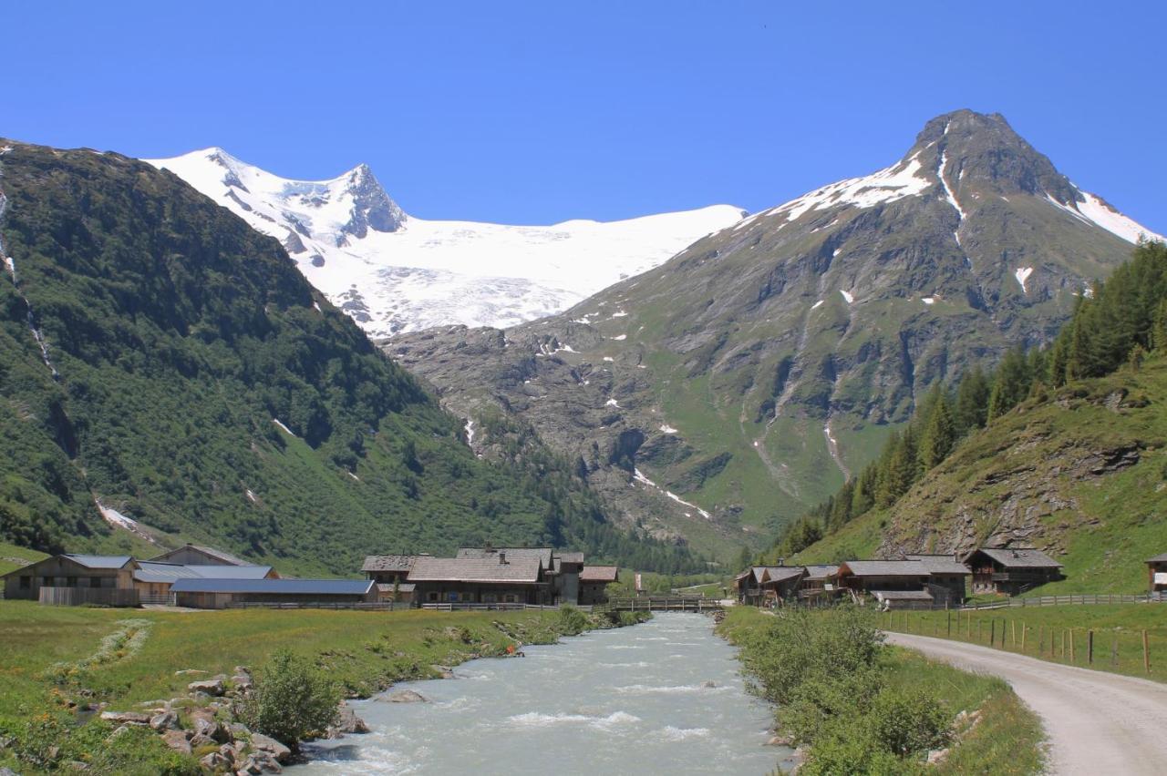 Matreier Tauernhaus Hotel Matrei in Osttirol Luaran gambar